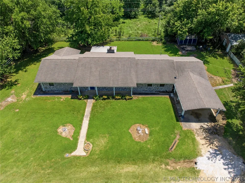 502 Fir Lane Warner, OK 74469