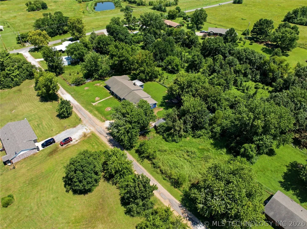 502 Fir Lane Warner, OK 74469