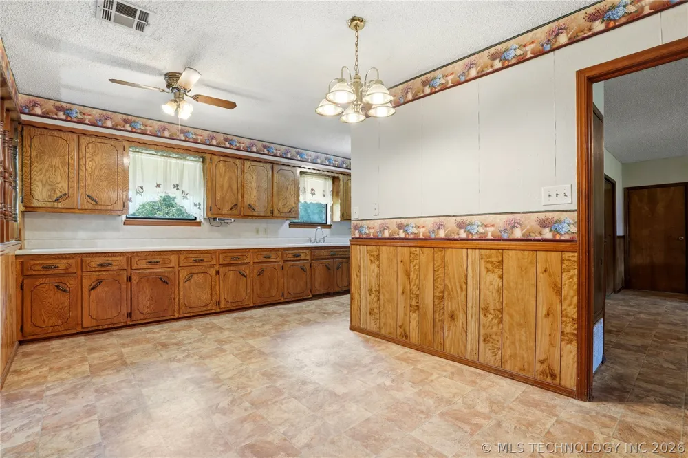 502 Fir Lane Warner, OK 74469