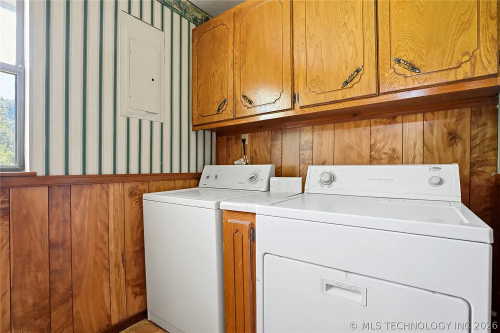 502 Fir Lane Warner, OK 74469