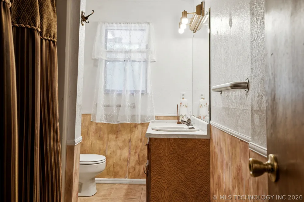 502 Fir Lane Warner, OK 74469