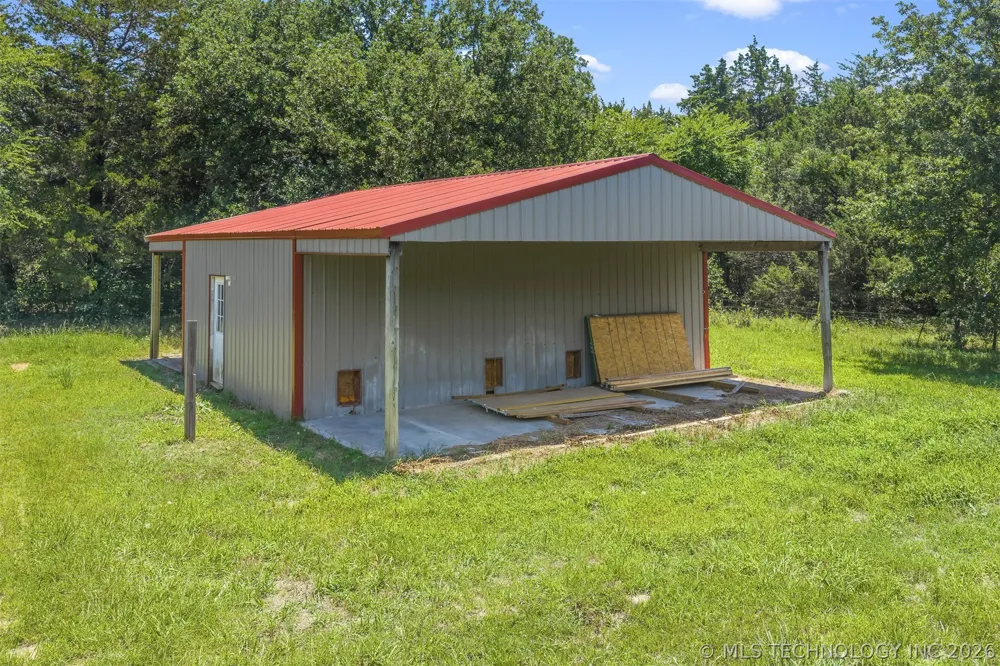 14205 S Simpson Road Mannsville, OK 73447