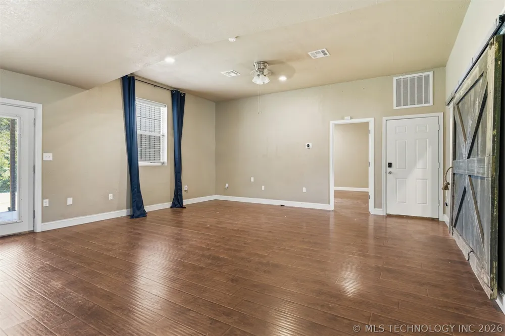 14205 S Simpson Road Mannsville, OK 73447