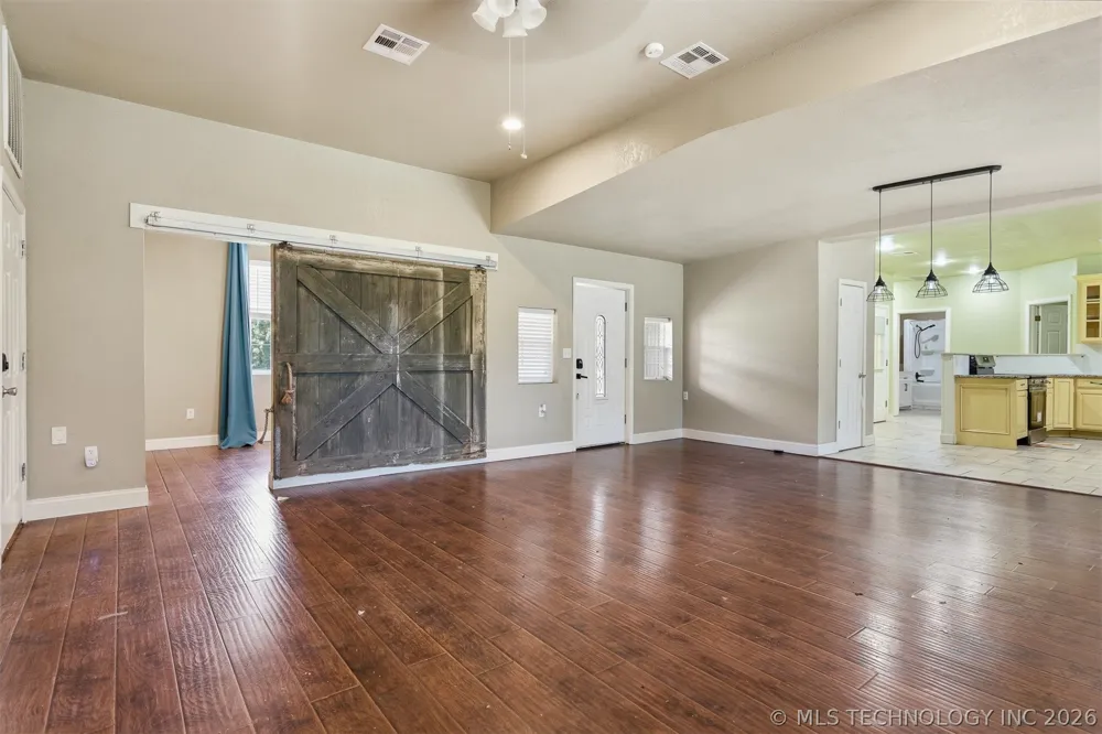 14205 S Simpson Road Mannsville, OK 73447