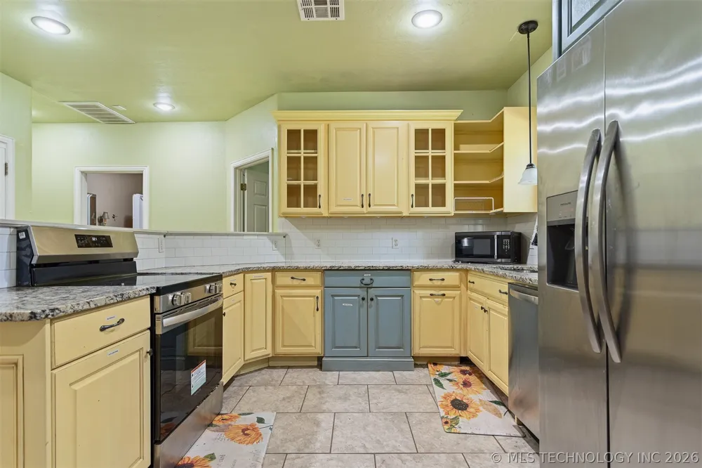 14205 S Simpson Road Mannsville, OK 73447