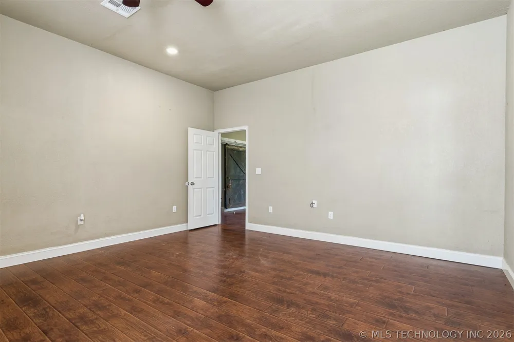 14205 S Simpson Road Mannsville, OK 73447