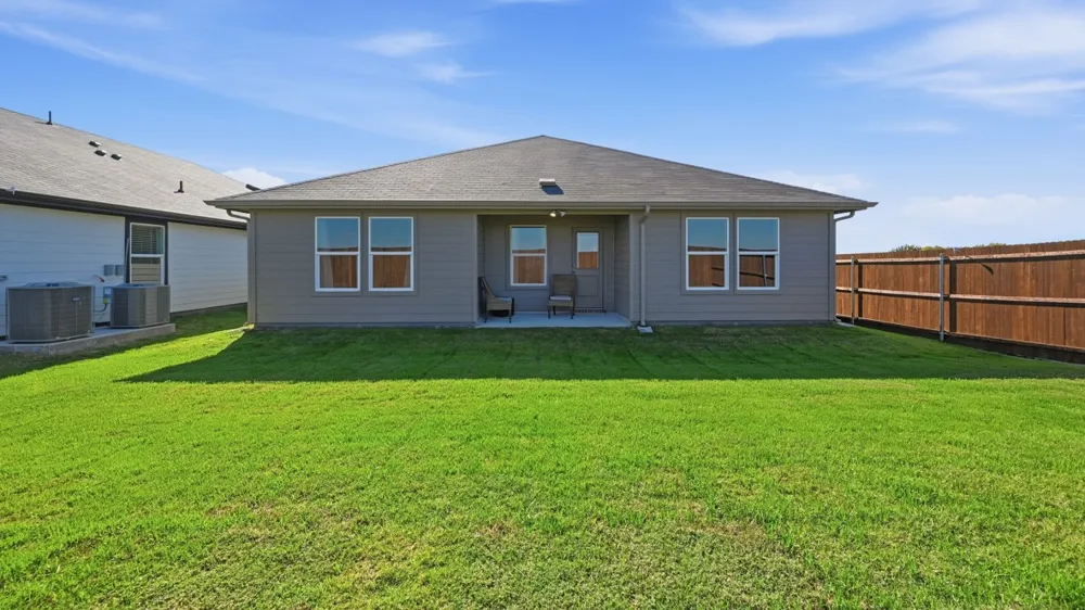 109 UPPERMAN WAY Bridgeport, TX 76426