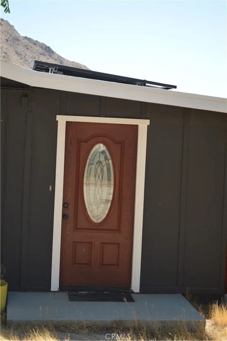 10225 Pinon Morongo Valley, CA 92256