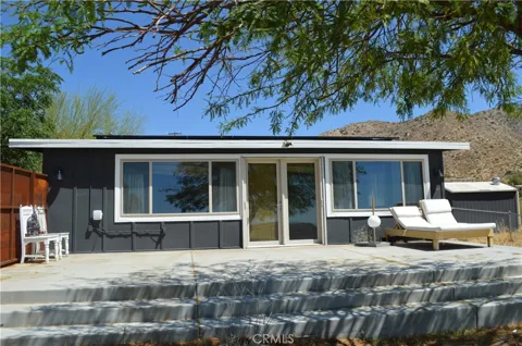 10225 Pinon