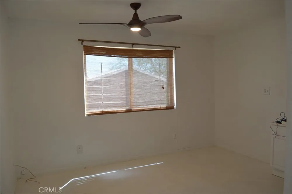 10225 Pinon Morongo Valley, CA 92256