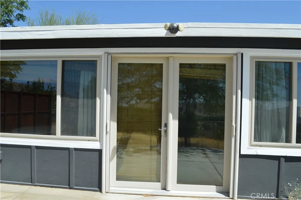 10225 Pinon Morongo Valley, CA 92256