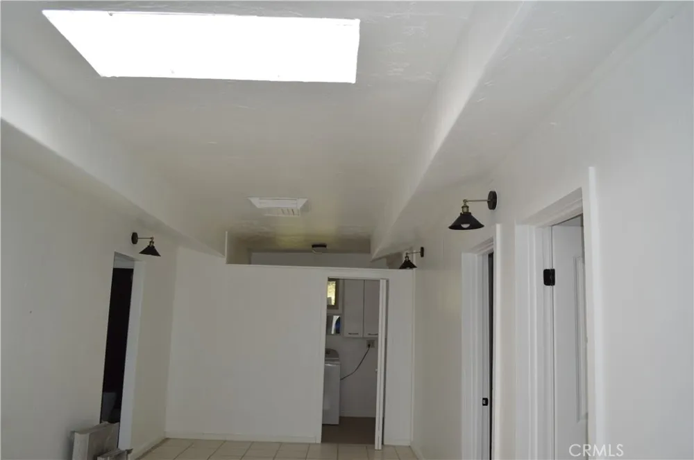 10225 Pinon Morongo Valley, CA 92256