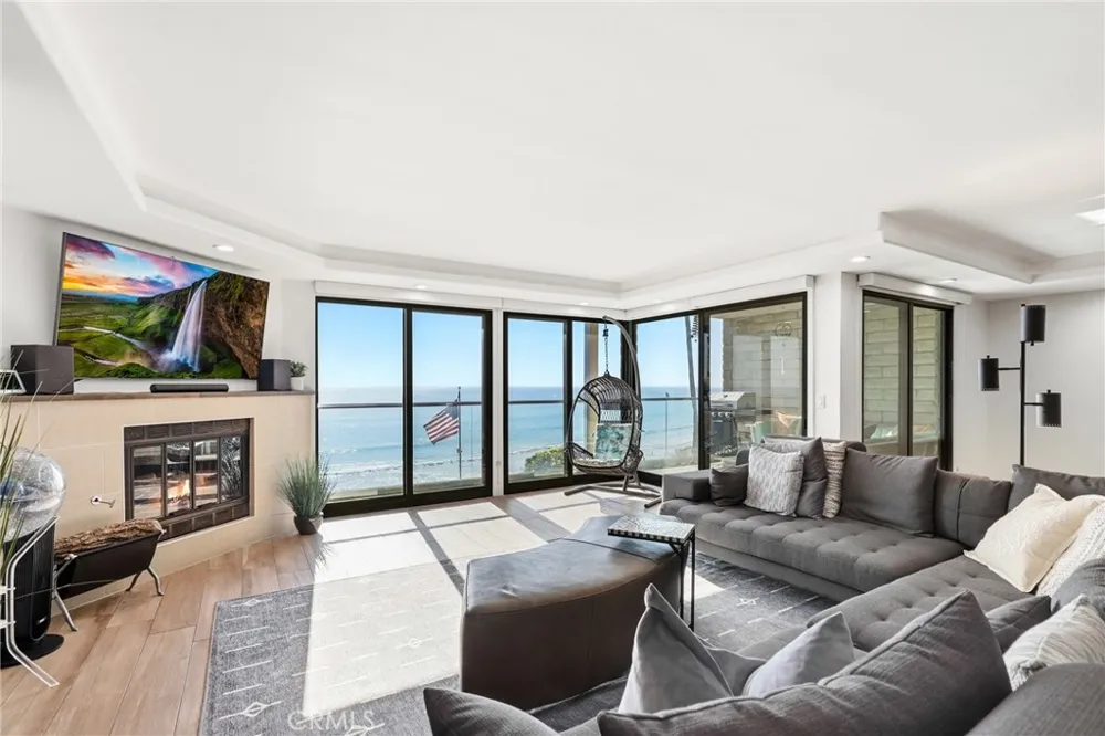 410 Corto Lane #E San Clemente, CA 92672