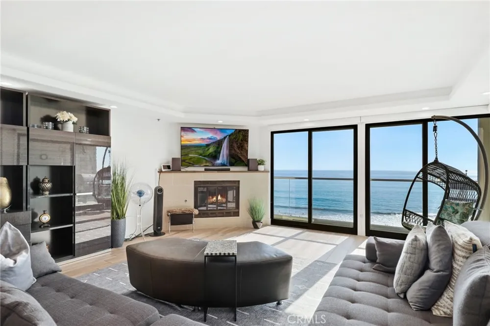 410 Corto Lane #E San Clemente, CA 92672