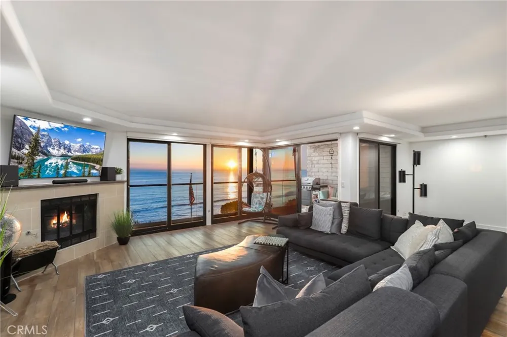 410 Corto Lane #E San Clemente, CA 92672