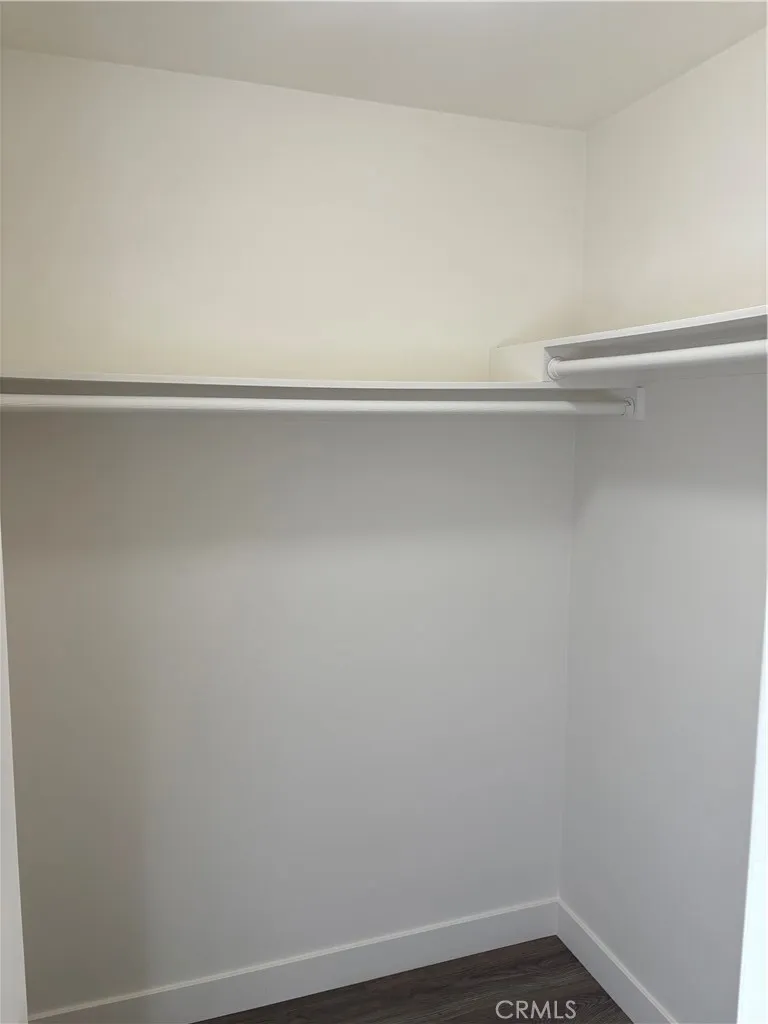 17 E Plymouth #B Long Beach, CA 90805