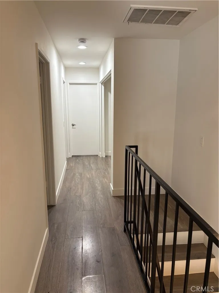 17 E Plymouth #B Long Beach, CA 90805