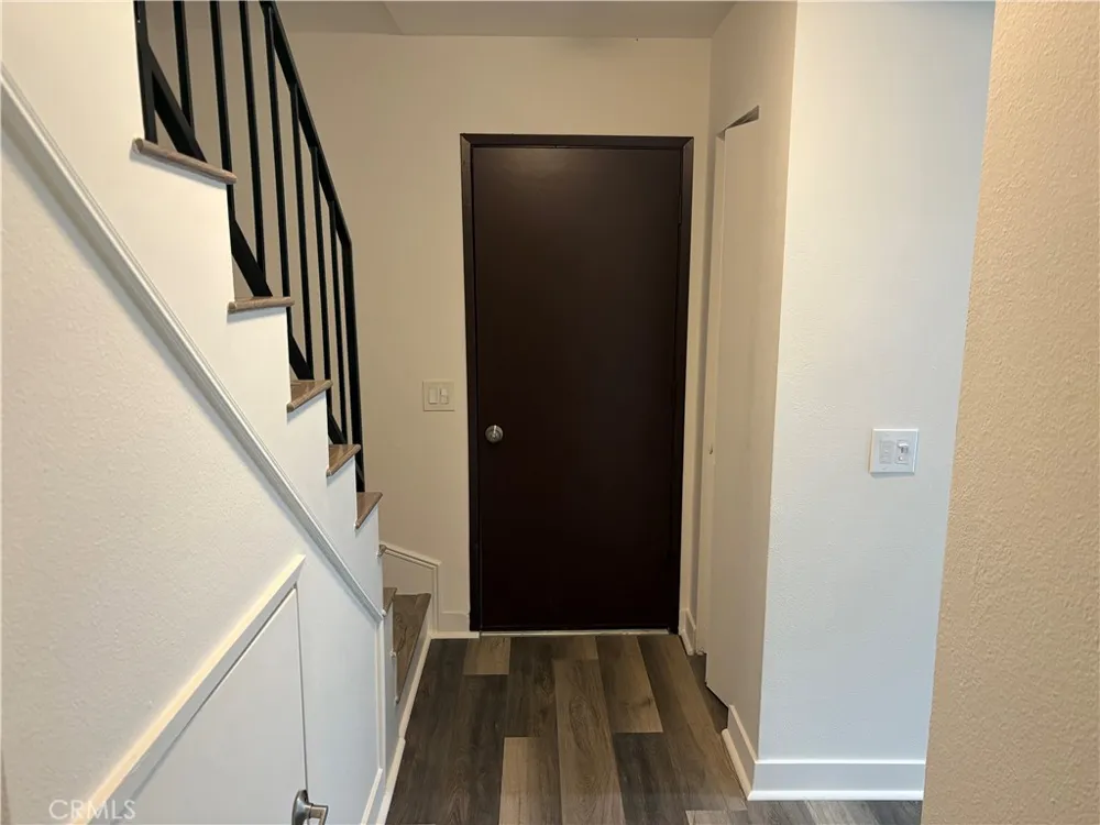 17 E Plymouth #B Long Beach, CA 90805