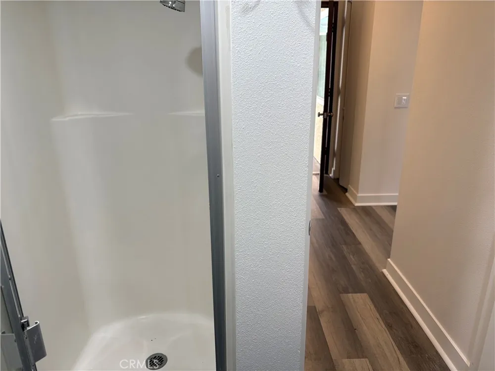 17 E Plymouth #B Long Beach, CA 90805