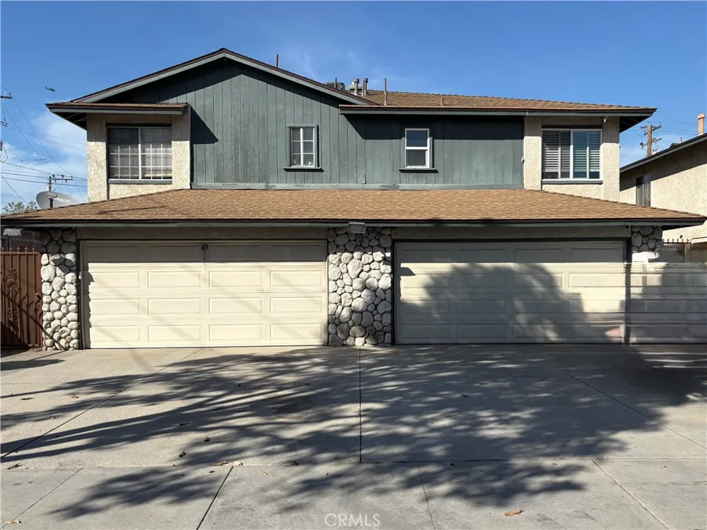 17 E Plymouth #B Long Beach, CA 90805