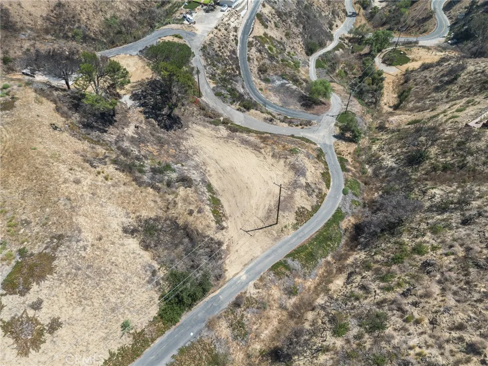 244 W Highland Drive Camarillo, CA 93010
