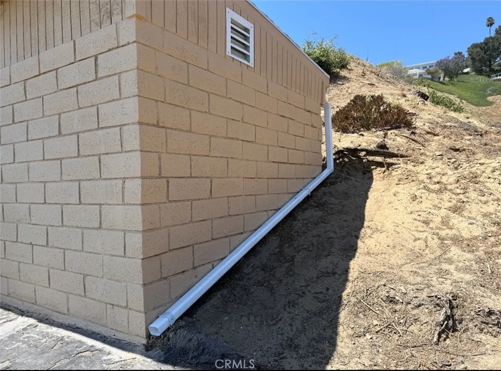244 W Highland Drive Camarillo, CA 93010