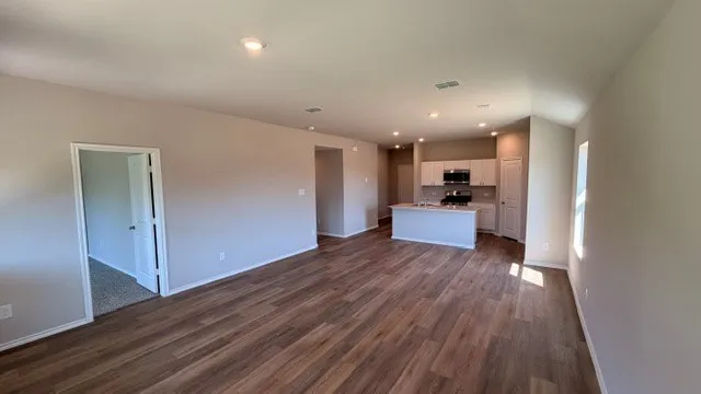 168 TRIBUTARY LANE Bridgeport, TX 76426
