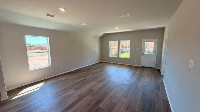 168 TRIBUTARY LANE Bridgeport, TX 76426