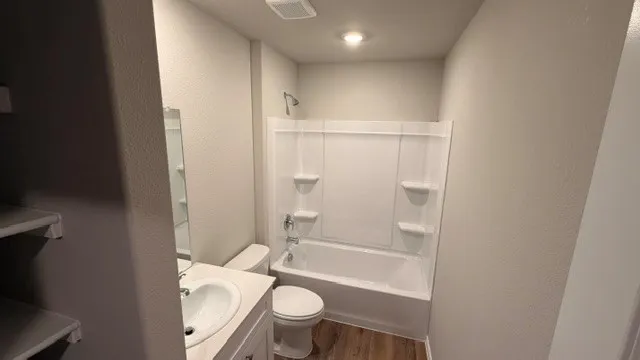 168 TRIBUTARY LANE Bridgeport, TX 76426