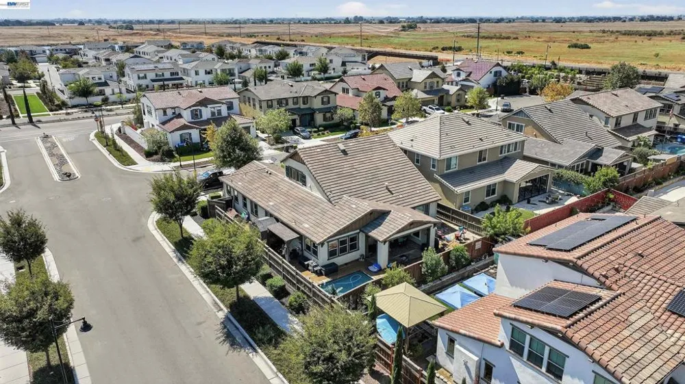 1787 Branson Court Lathrop, CA 95330