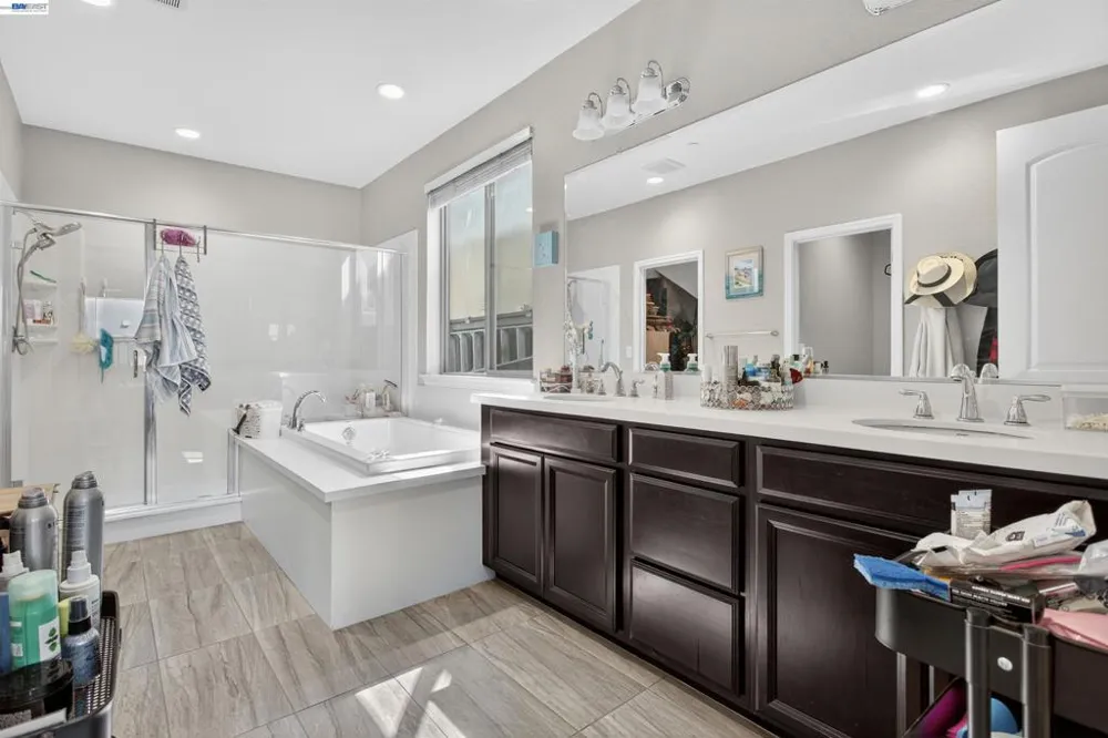 1787 Branson Court Lathrop, CA 95330