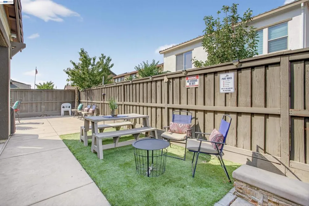 1787 Branson Court Lathrop, CA 95330