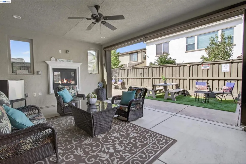 1787 Branson Court Lathrop, CA 95330