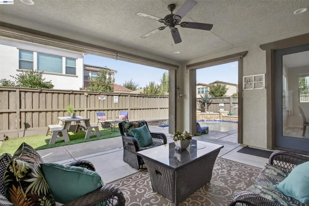 1787 Branson Court Lathrop, CA 95330