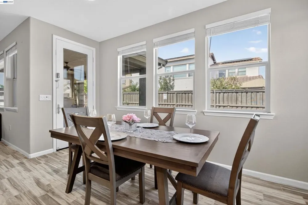 1787 Branson Court Lathrop, CA 95330