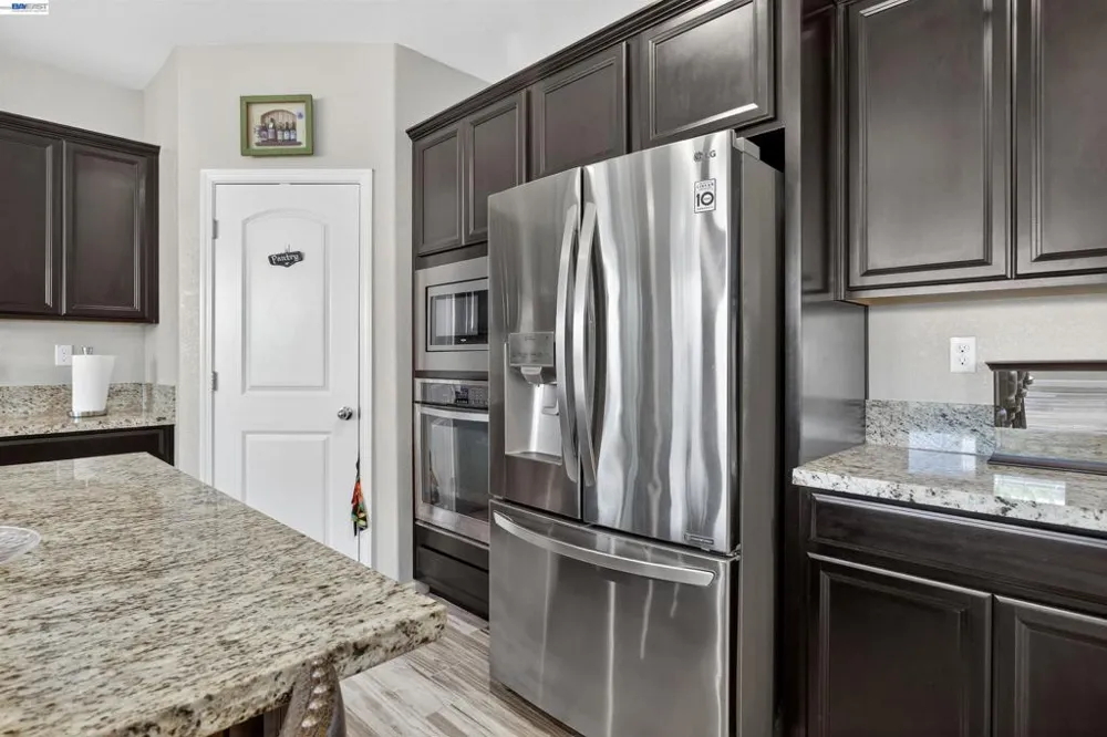 1787 Branson Court Lathrop, CA 95330