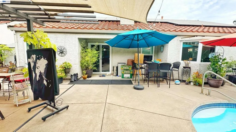 406 Stanford St Vacaville, CA 95687