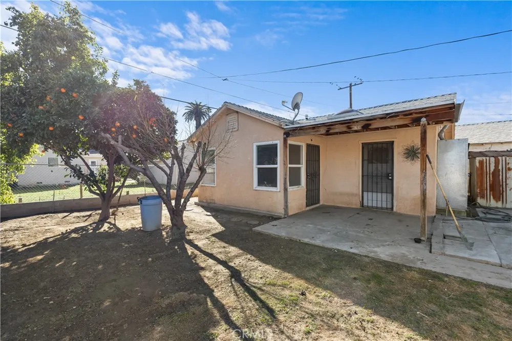 243 E Olive San Bernardino, CA 92410