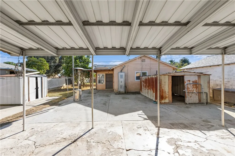 243 E Olive San Bernardino, CA 92410