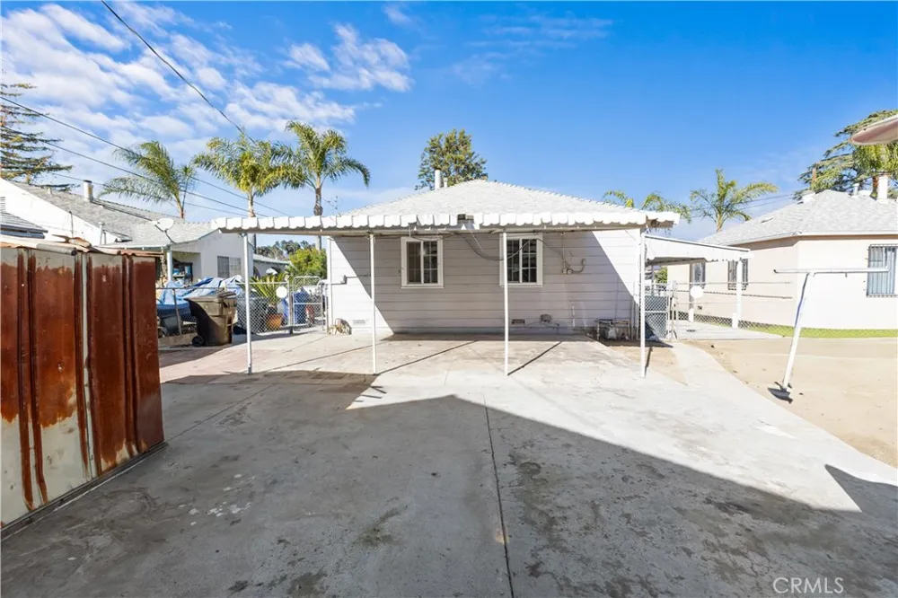 243 E Olive San Bernardino, CA 92410