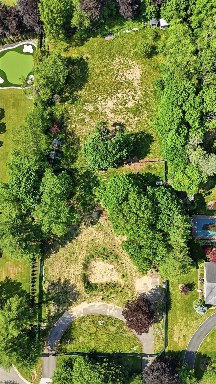 9 Terrace Court Old Westbury, NY 11568