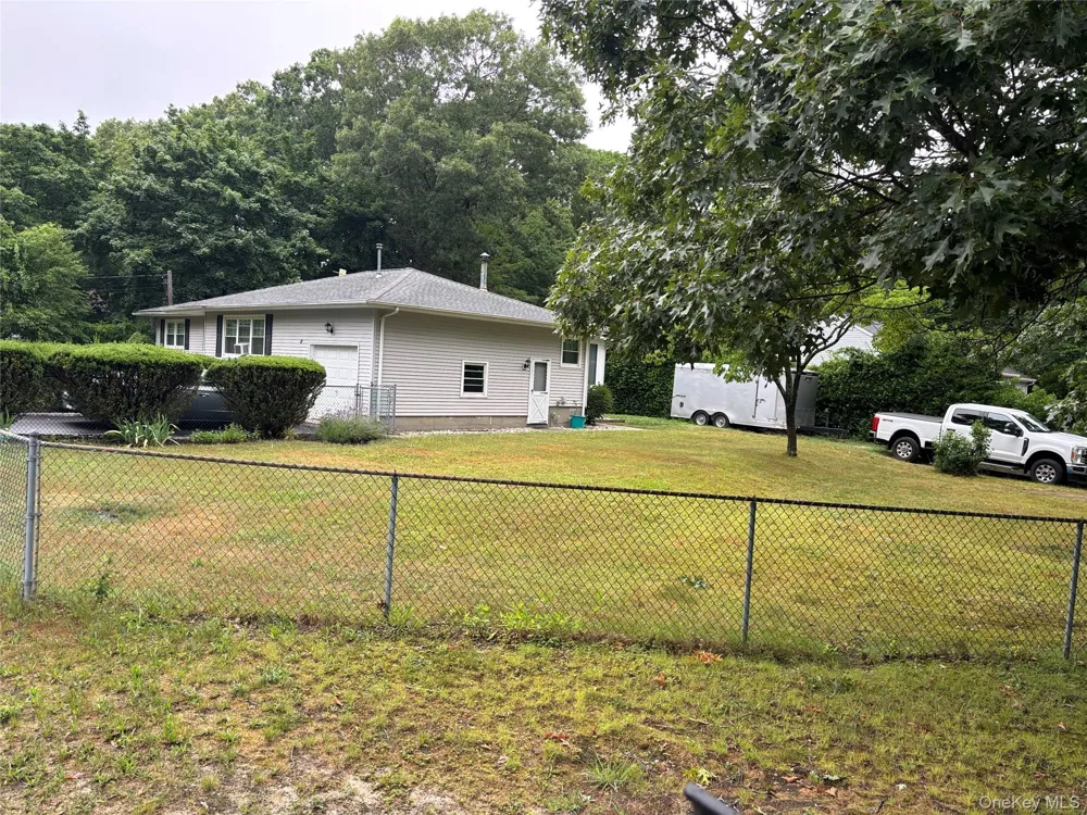 72 Fanning Boulevard Riverhead, NY 11901