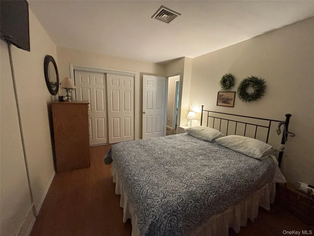 72 Fanning Boulevard Riverhead, NY 11901
