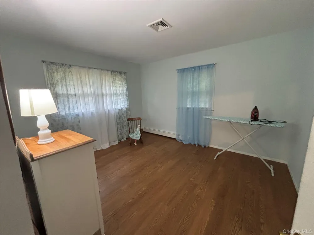 72 Fanning Boulevard Riverhead, NY 11901