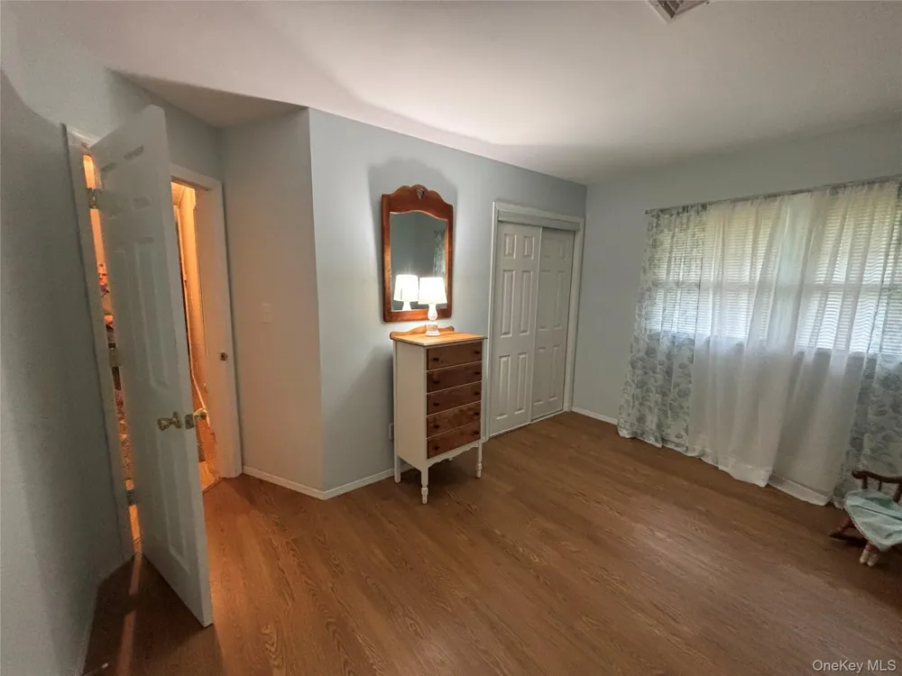 72 Fanning Boulevard Riverhead, NY 11901