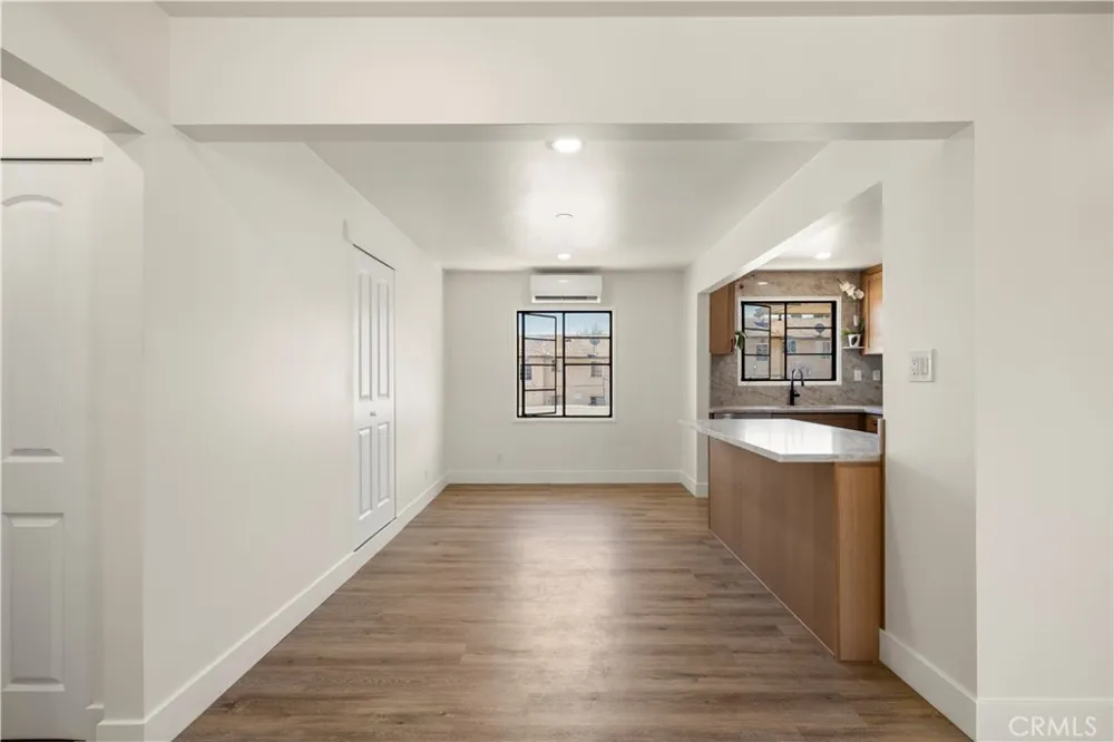 4072 Hillcrest Drive #C Los Angeles, CA 90008