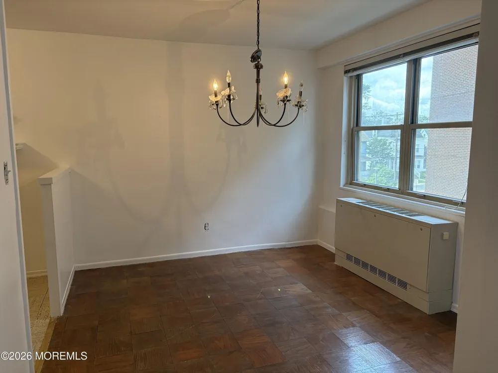 28 Riverside Avenue #1J Red Bank, NJ 07701