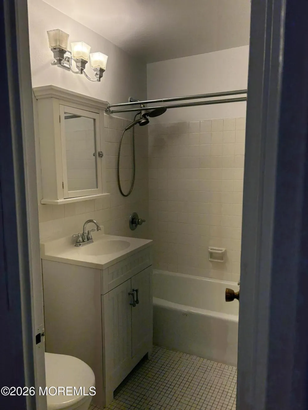 28 Riverside Avenue #1J Red Bank, NJ 07701