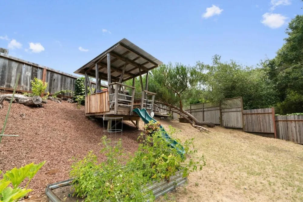 112 Siesta Court Aptos, CA 95003