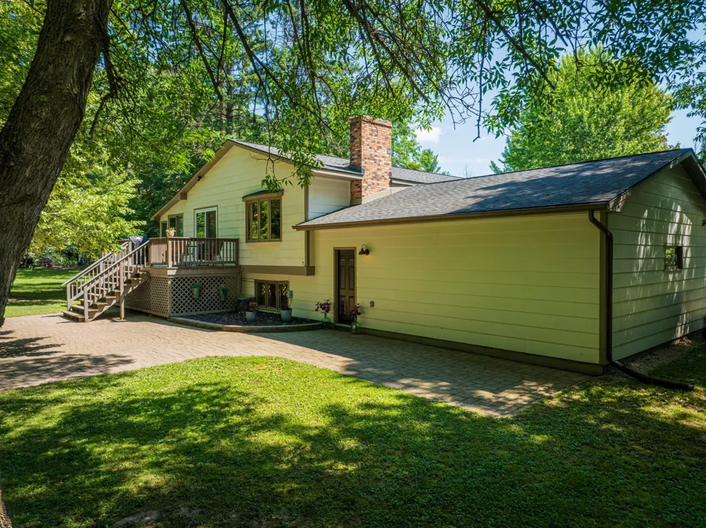 603 Old Highway 61 Hinckley, MN 55037
